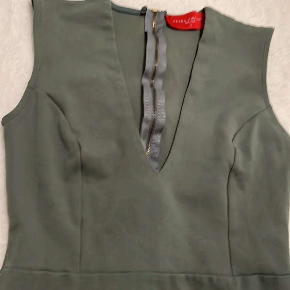 Akira Green V-Neck Sheath Mini Dress Sleeveless Cocktail - Picture 3 of 10